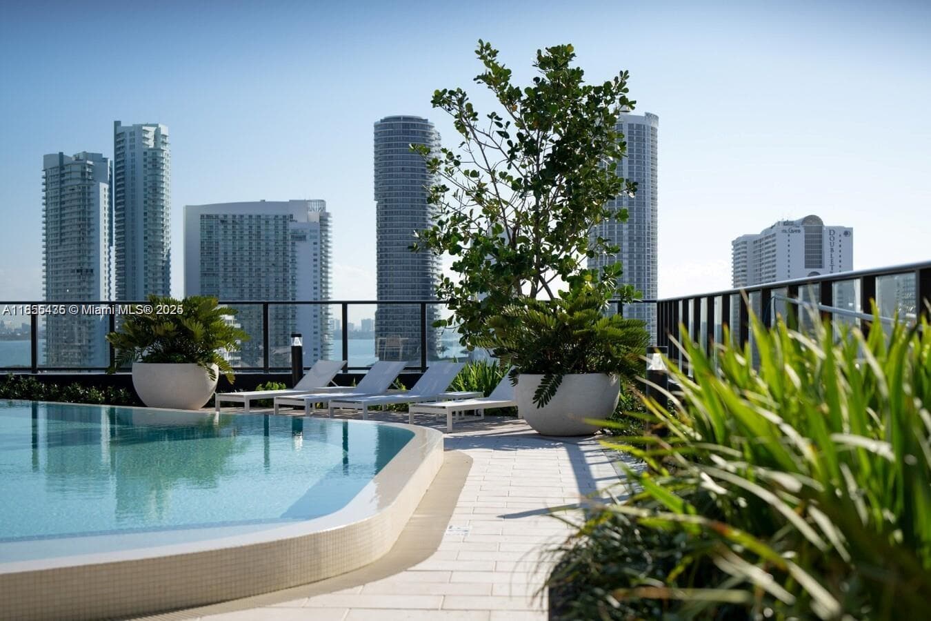23 NE 17th Ter # D1, Miami, FL 33132 photo 5