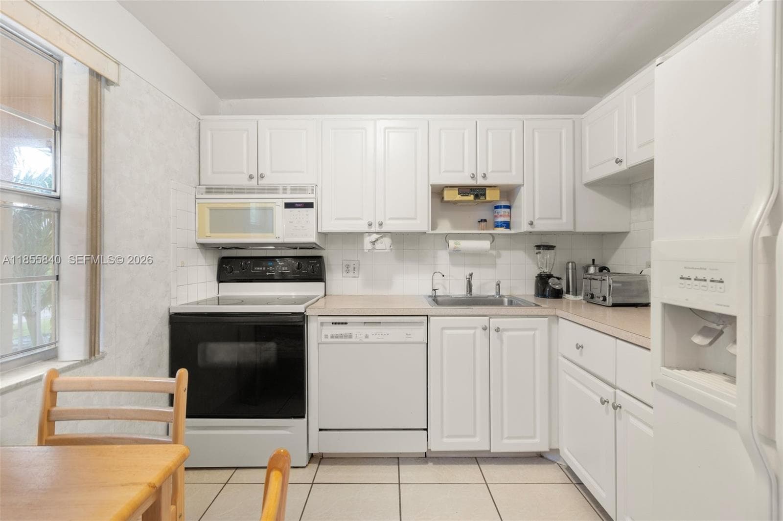 1040 Country Club Dr # 309, Margate FL 33063 photo 4
