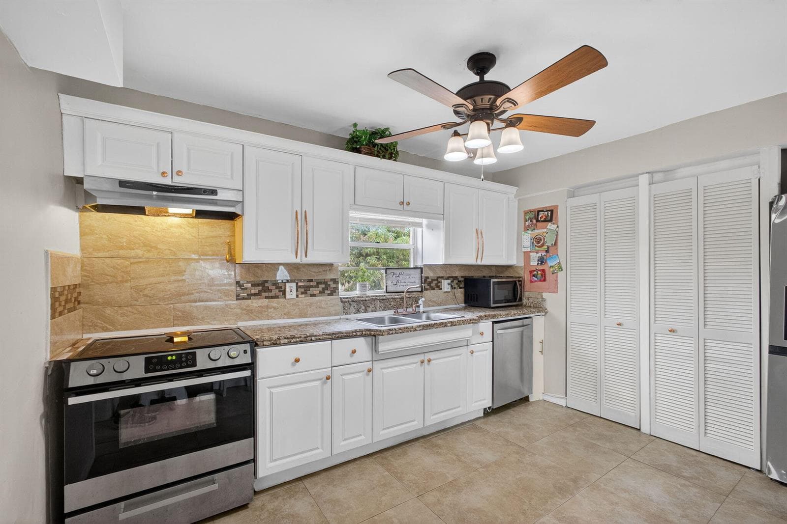 1136 W 7th Street, Riviera Beach FL 33404 photo 5