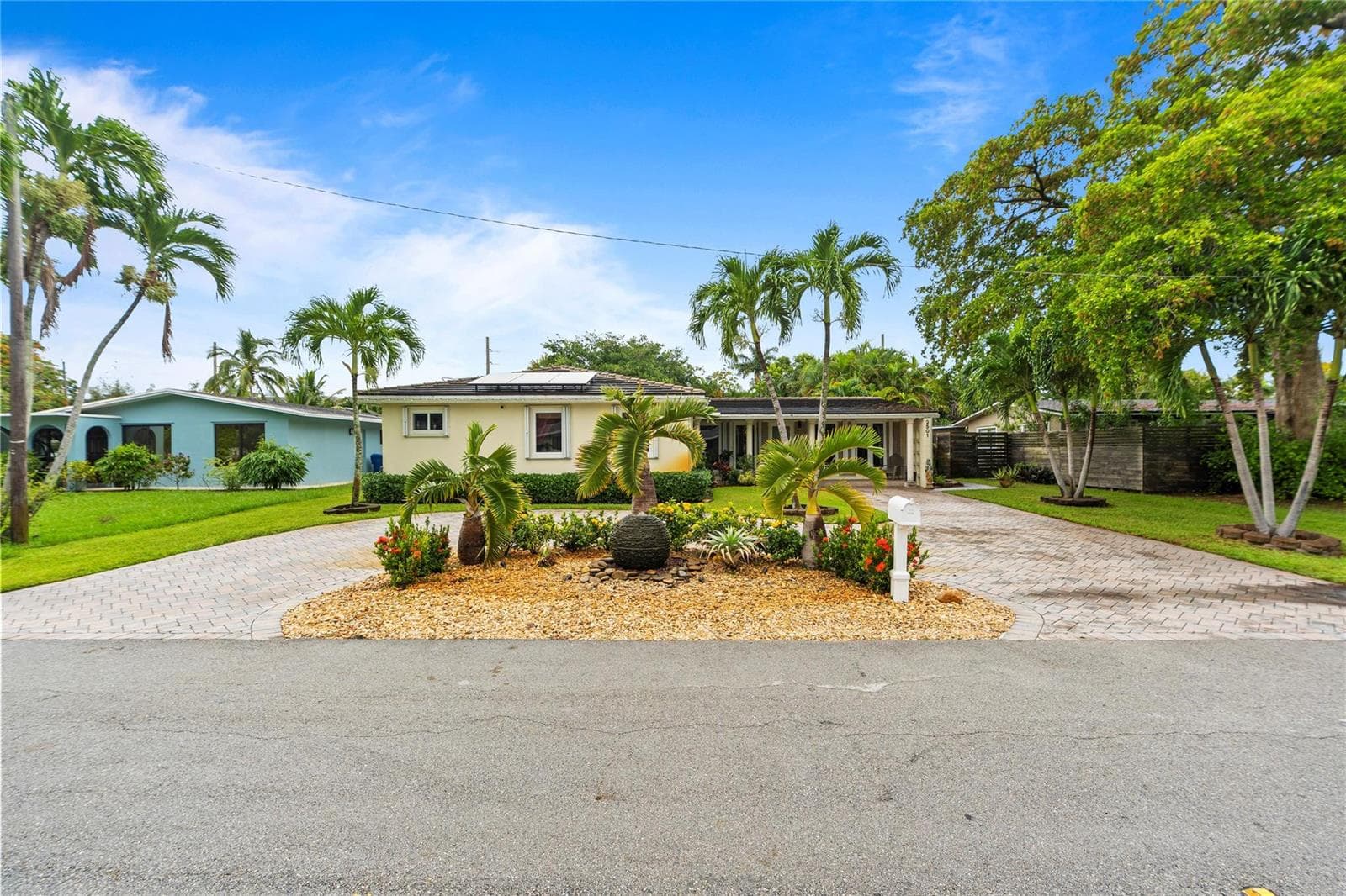 2501 NW 8th Avenue, Wilton Manors FL 33311 photo 5