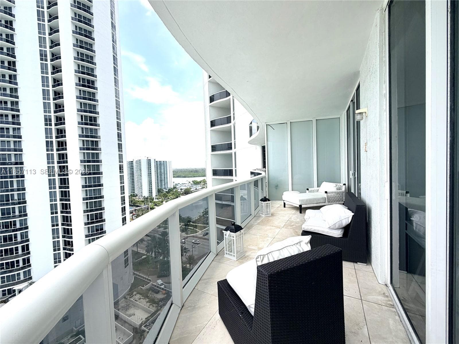 16001 Collins Ave # 1402, Sunny Isles Beach FL 33160 photo 4