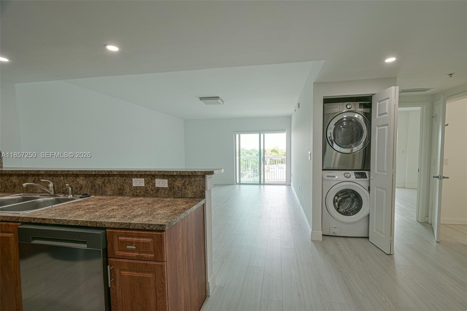 2740 SW 28th Ter # 603, Miami FL 33133 photo 3