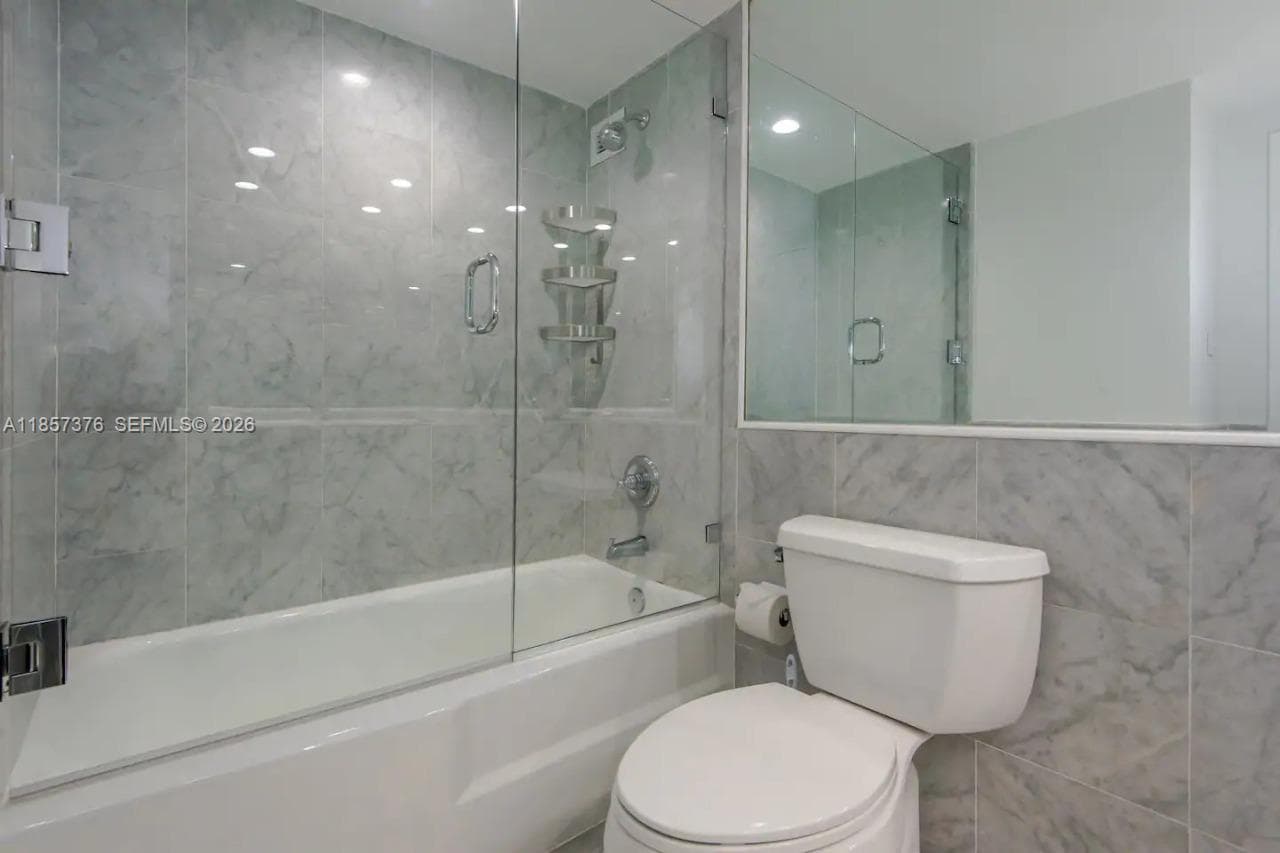 5161 Collins Ave # 1104, Miami Beach, FL 33140 photo 5