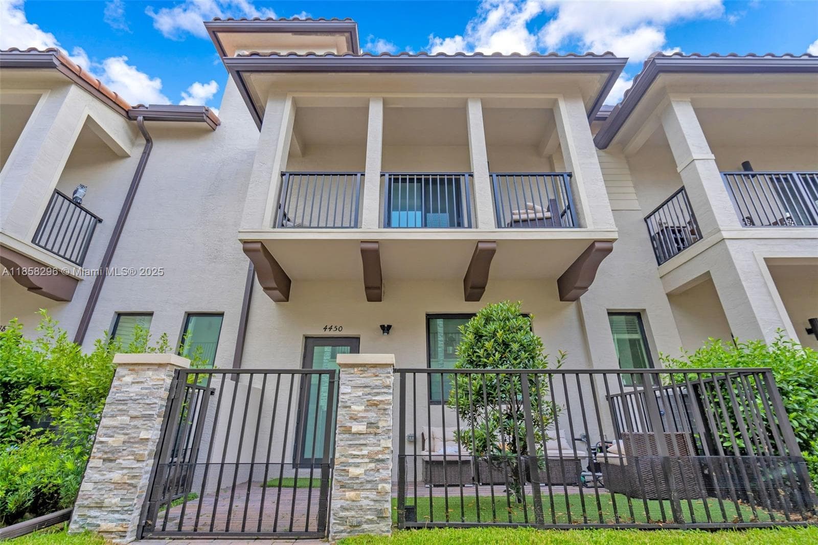 4450 NW 83rd Pkwy, Doral FL 33166