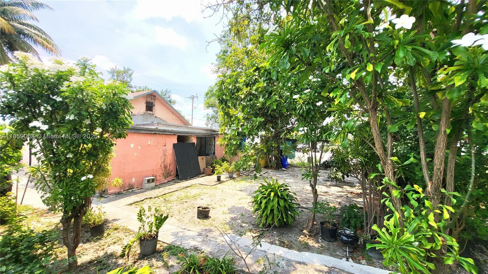 683 NW 30th St, Miami FL 33127 photo 5