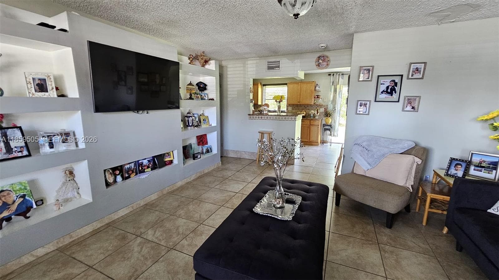7501 Kimberly Blvd # 104, North Lauderdale FL 33068 photo 2