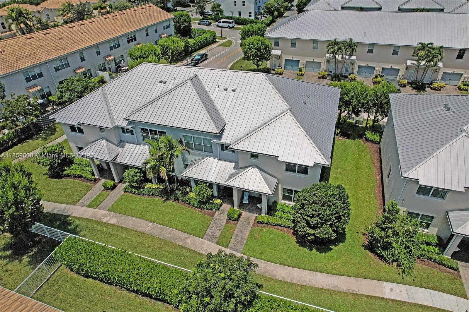 4046 Long Leaf Ln, Hollywood FL 33021 photo 5