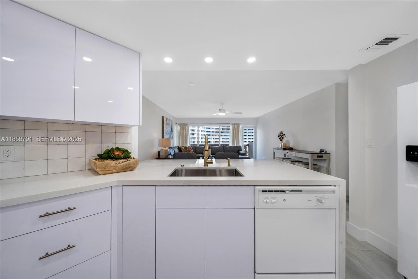 2100 S Ocean Dr # 5B, Fort Lauderdale FL 33316 photo 4