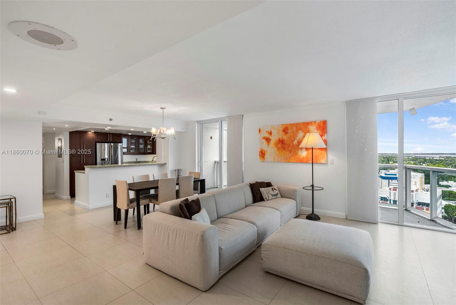 2401 Collins Ave # 1808, Miami Beach FL 33140 photo 2