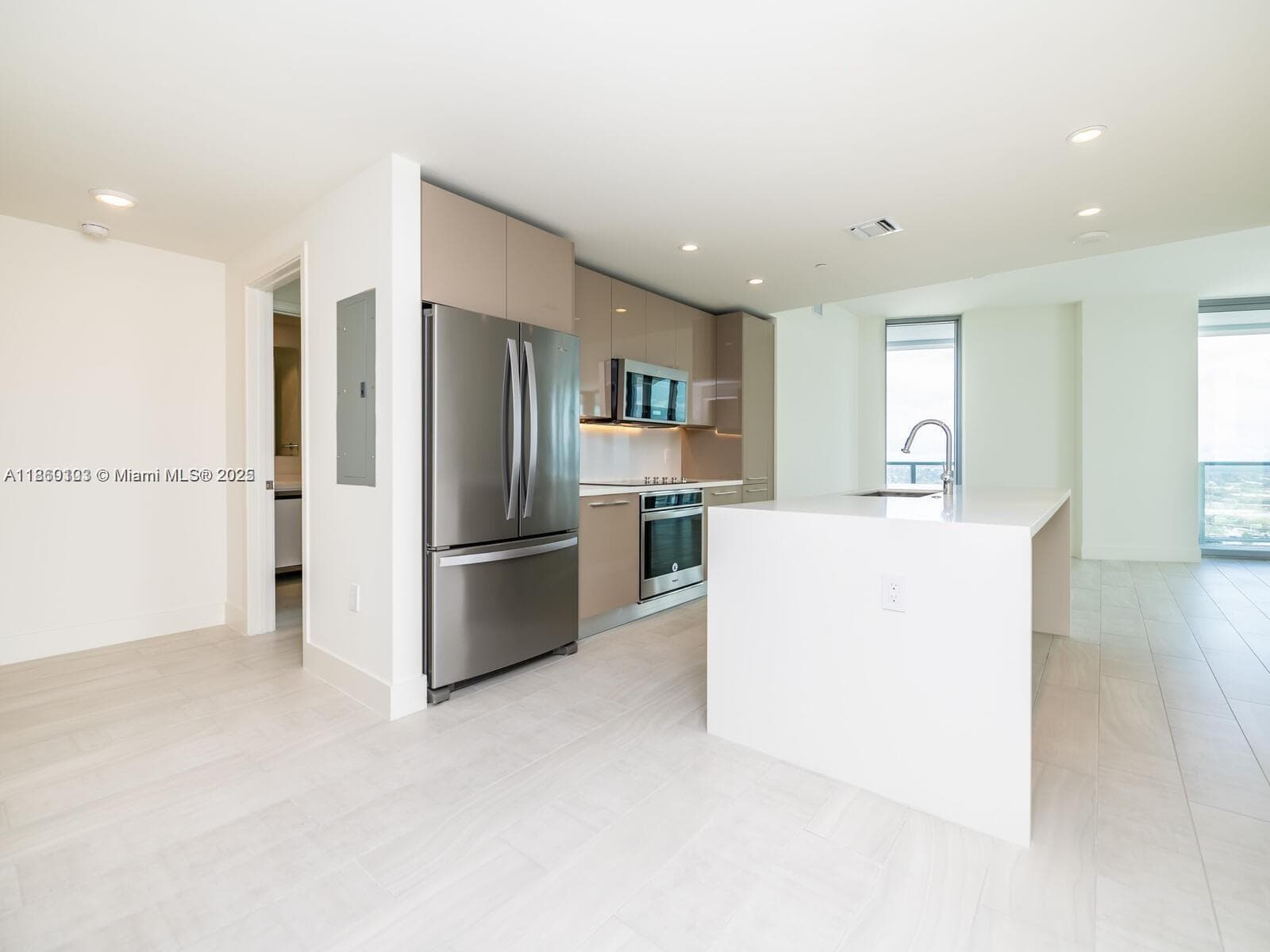 2000 Metropica Way # 2509, Sunrise FL 33323 photo 5