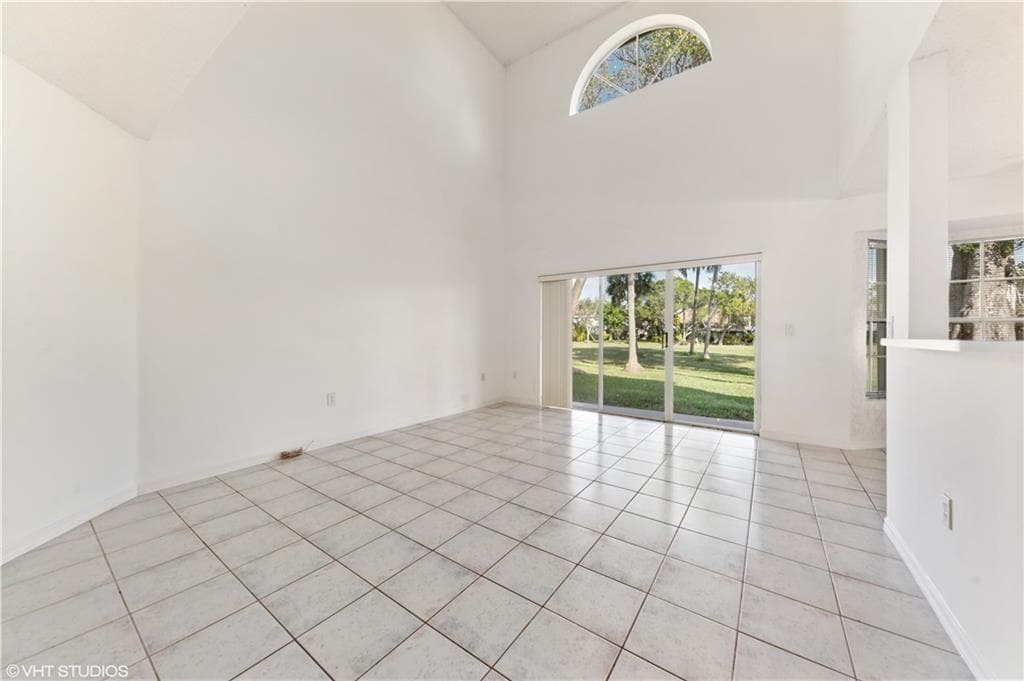 7697 NW 25th Street, Margate FL 33063 photo 4
