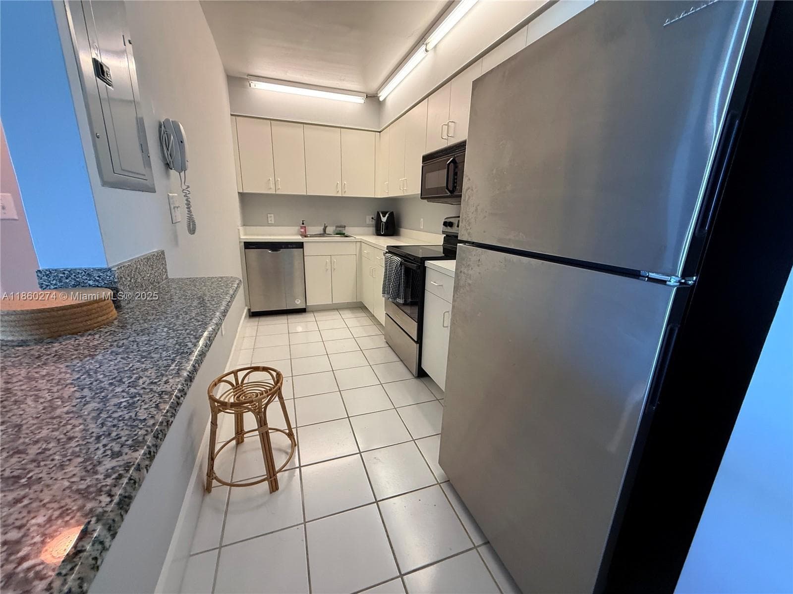 800 Claughton Island Dr # 703, Miami FL 33131 photo 5