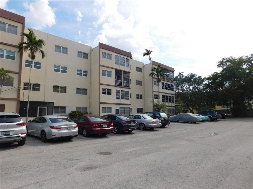 4047 NW 16TH Street # 406, Lauderhill FL 33313 photo 2