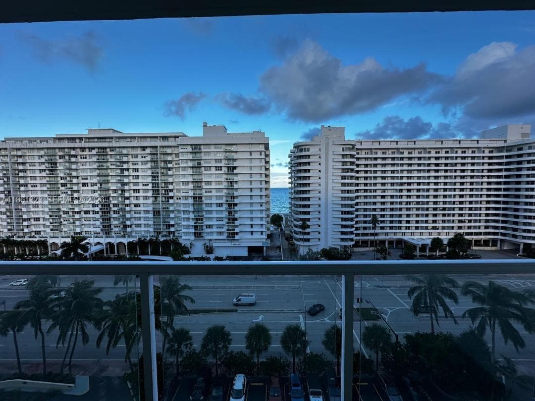 5600 Collins Ave # 11W, Miami Beach FL 33140