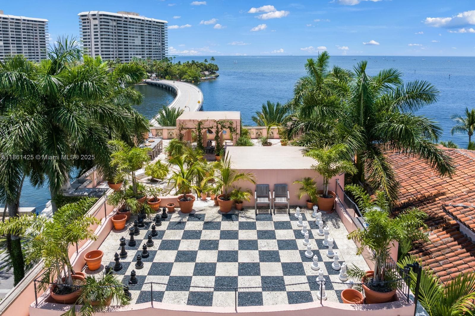 1840 S Bayshore Ln, Miami FL 33133 photo 4