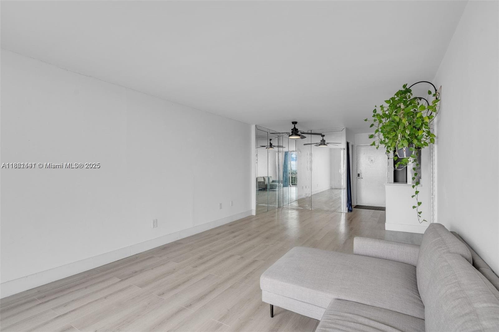 6900 Bay Dr # 11F, Miami Beach FL 33141 photo 4
