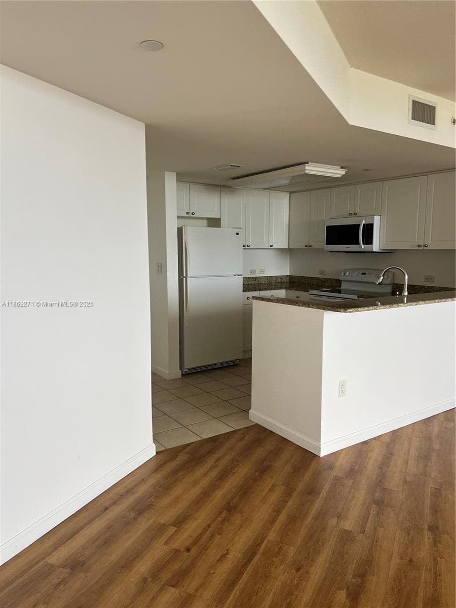 19501 W Country Club Dr # 1411, Aventura FL 33180