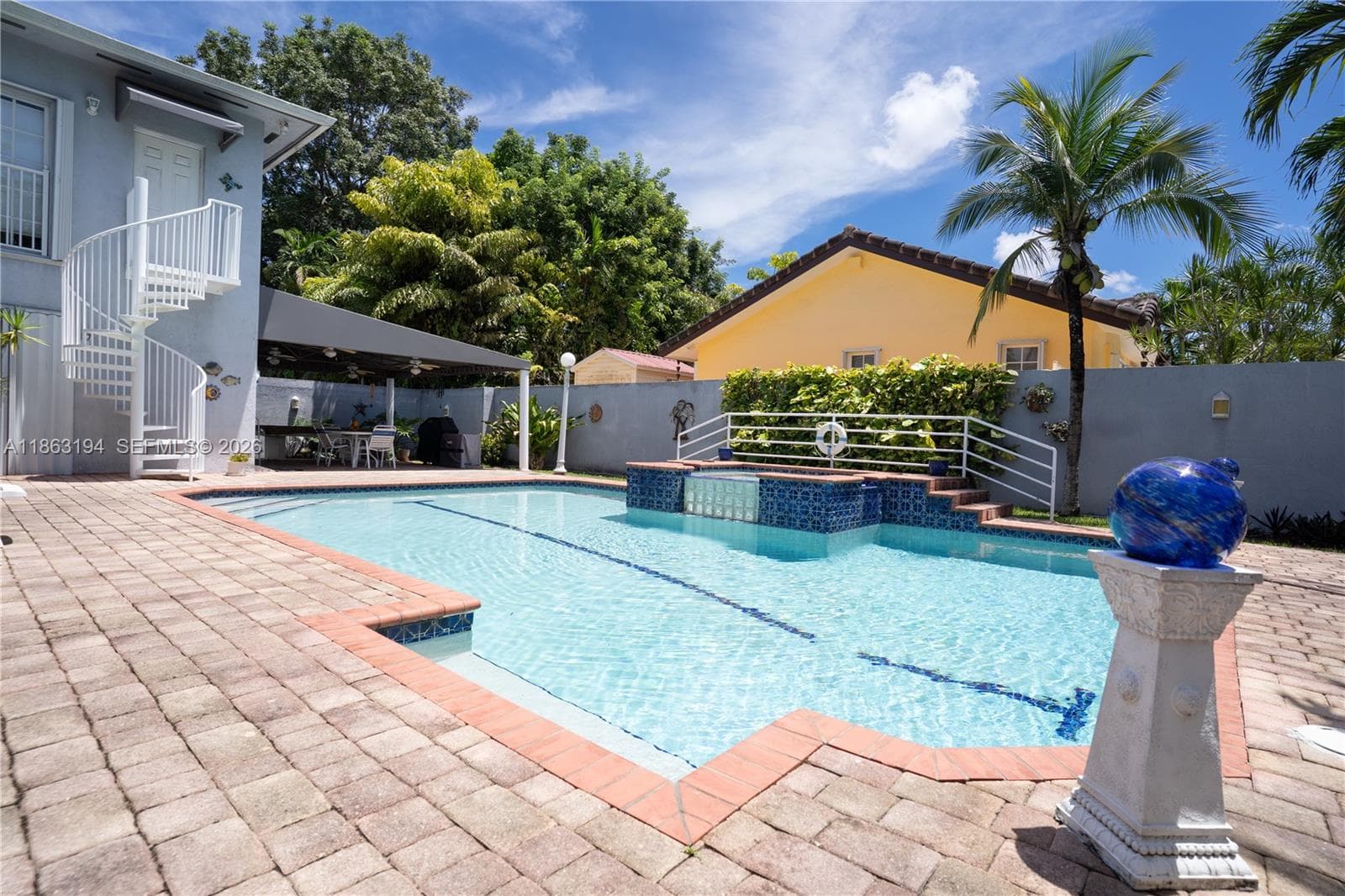 11680 SW 92nd St, Miami FL 33176 photo 2