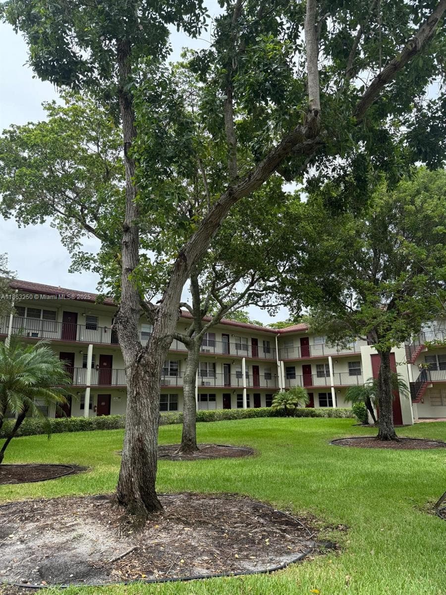 150 SW 134th Way # 101R, Pembroke Pines FL 33027 photo 3
