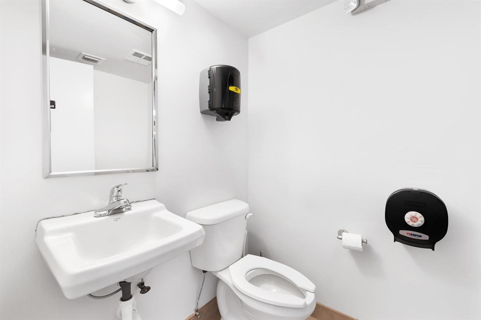 1231 NE 8th Avenue, Fort Lauderdale FL 33304 photo 3
