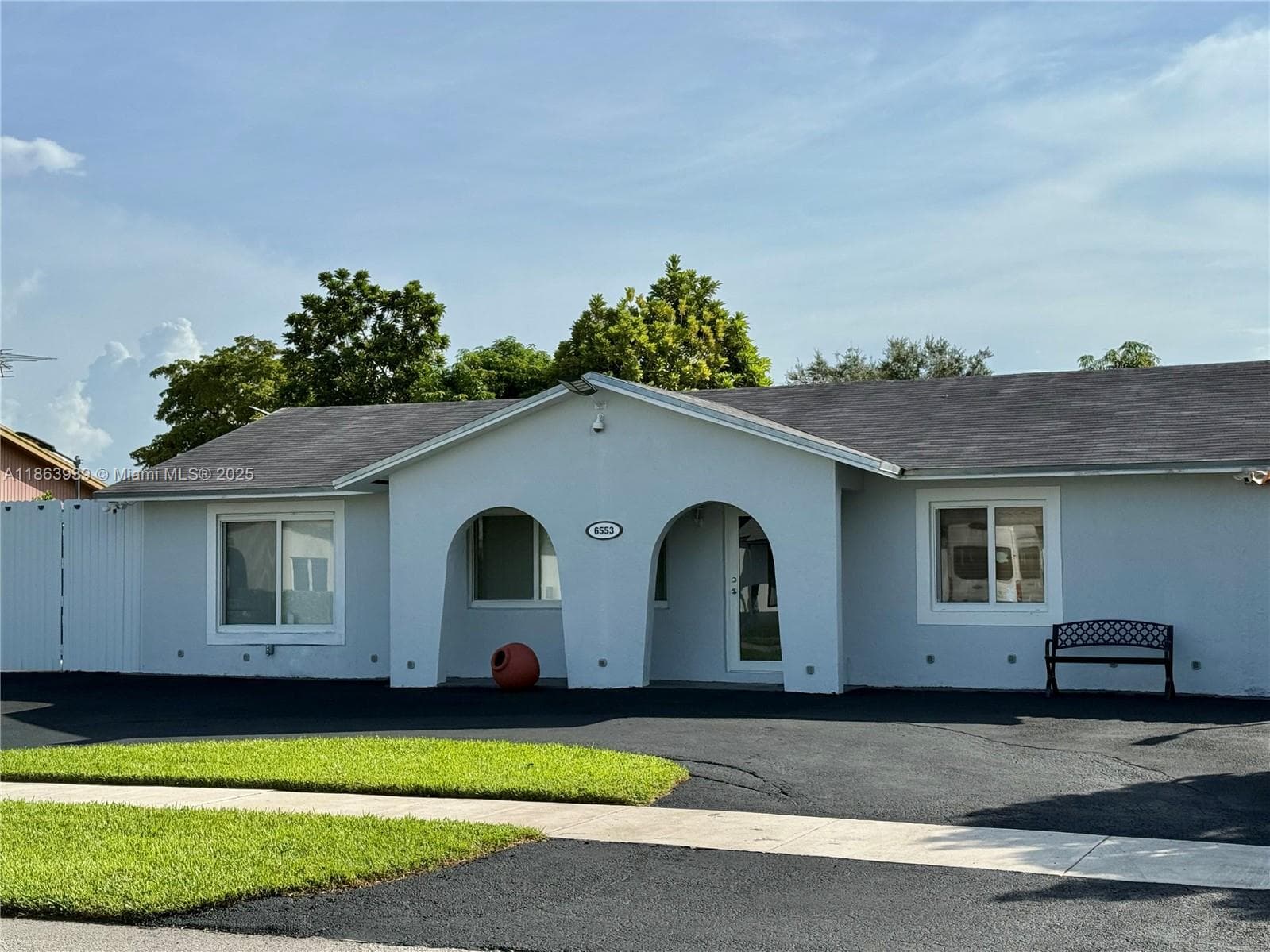 6553 SW 148th Pl, Miami FL 33193