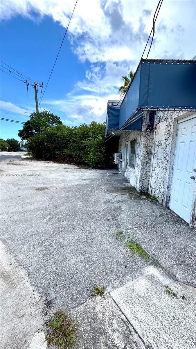 1200 S Federal Hwy, Fort Lauderdale FL 33316 photo 3