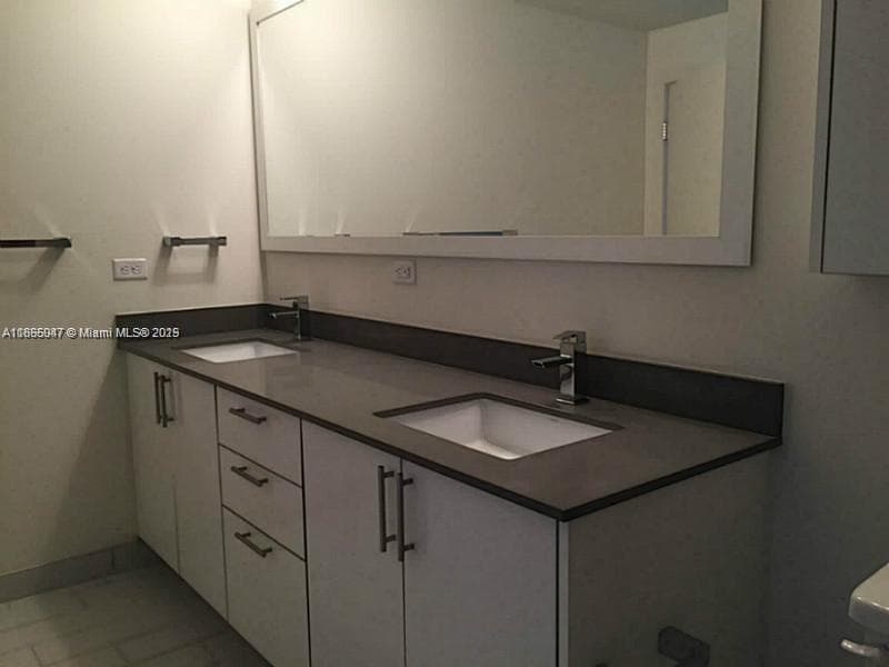 999 SW 1st Ave # 1809, Miami FL 33130 photo 2