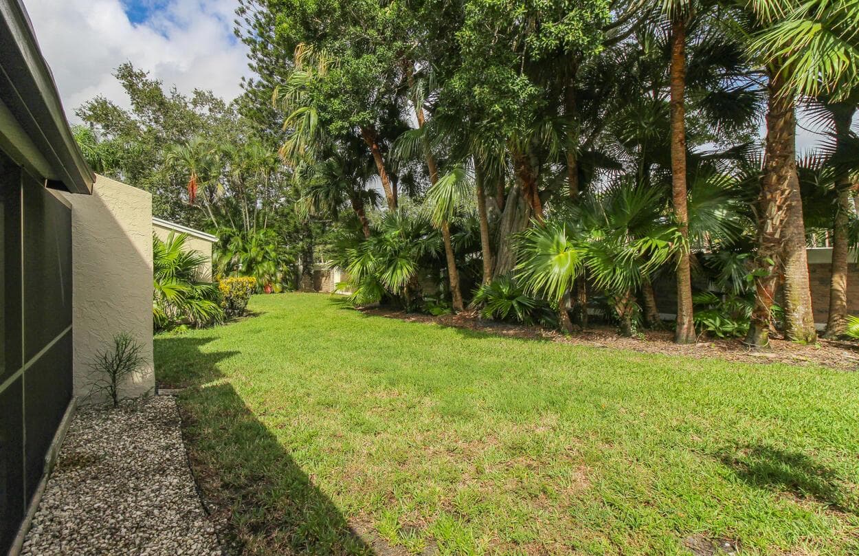 1679 SW Crossing Circle, Palm City FL 34990 photo 3