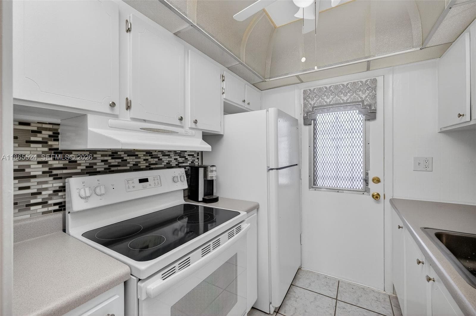 16901 NE 13th Ave # 210, Miami FL 33162 photo 4