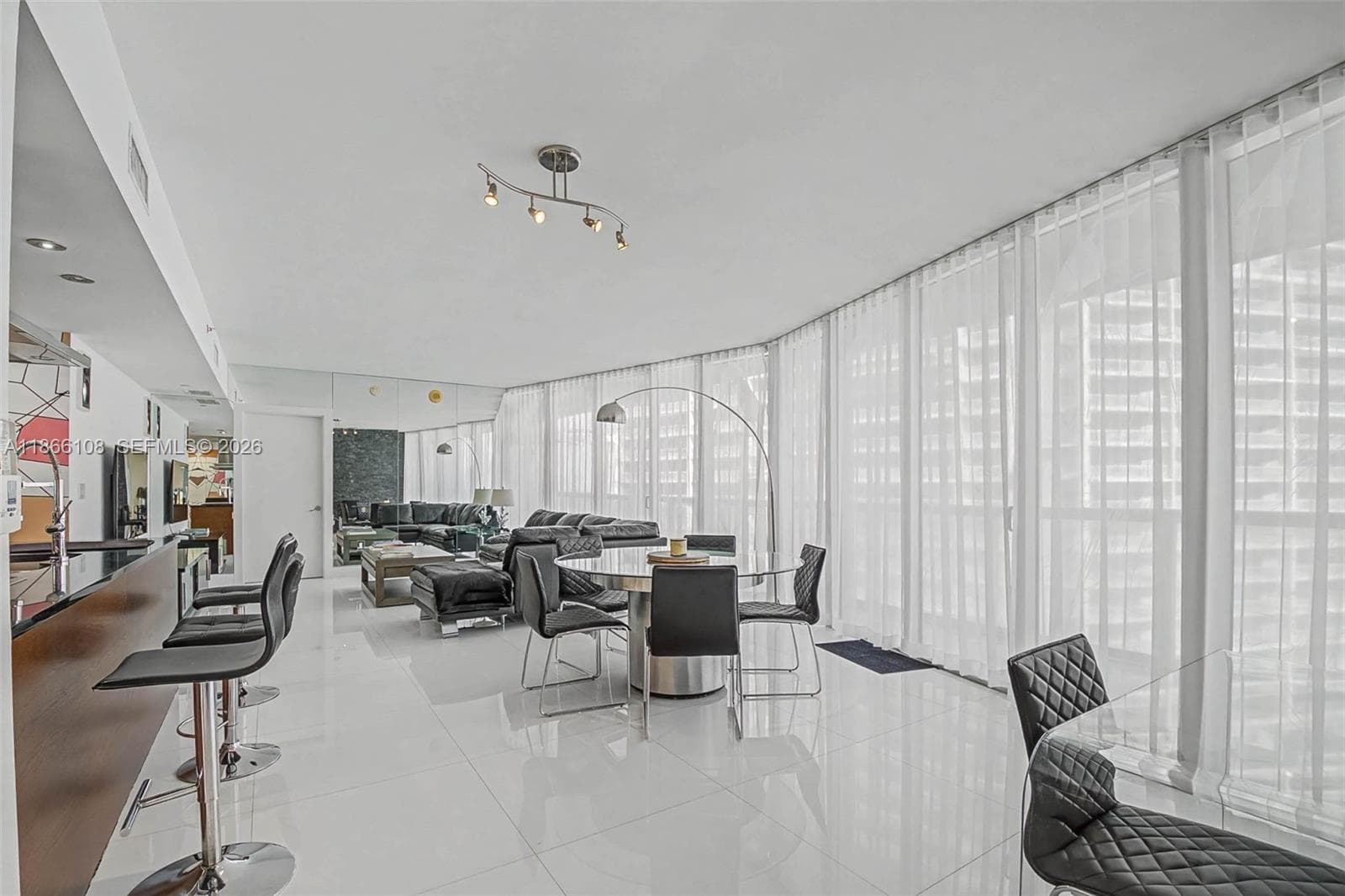 495 Brickell Ave # 3504, Miami FL 33131 photo 4