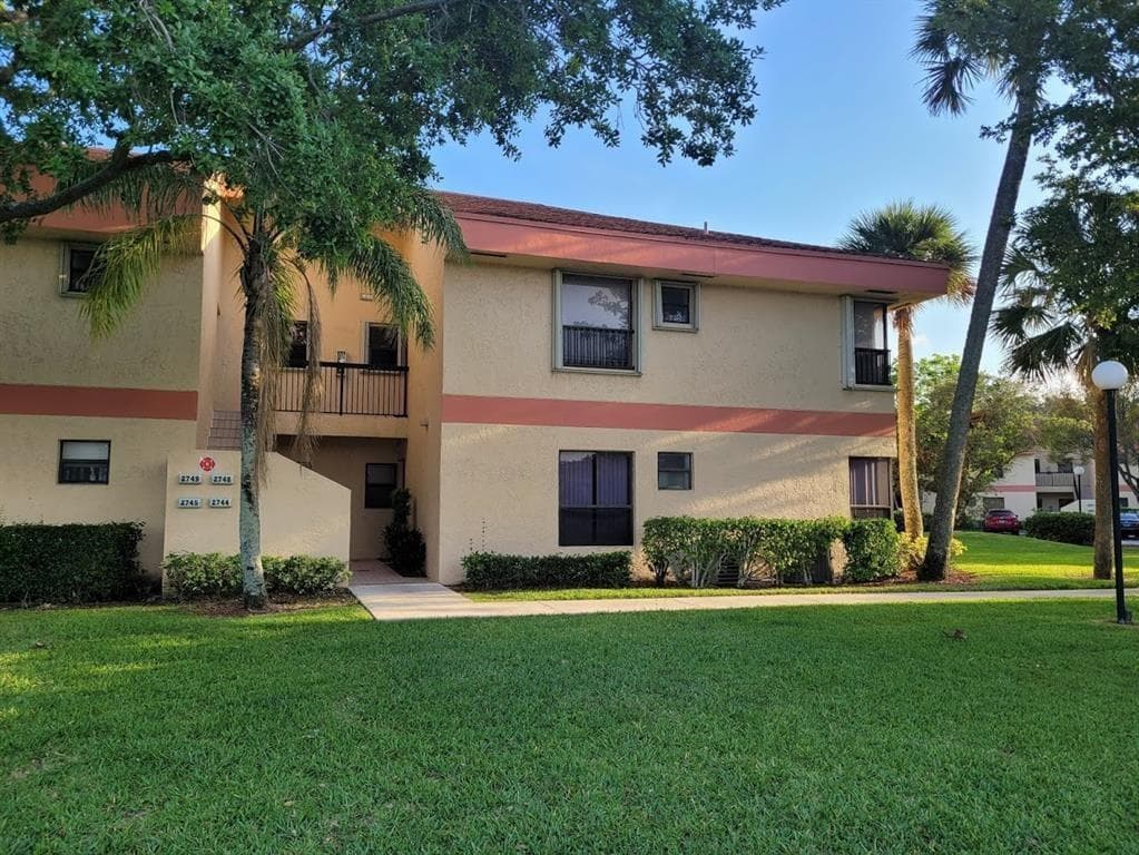 2744 S Carambola Circle # 1919, Coconut Creek FL 33066 photo 2