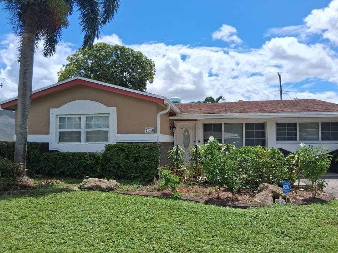 7040 SW 29th Street, Miramar FL 33023 photo 2
