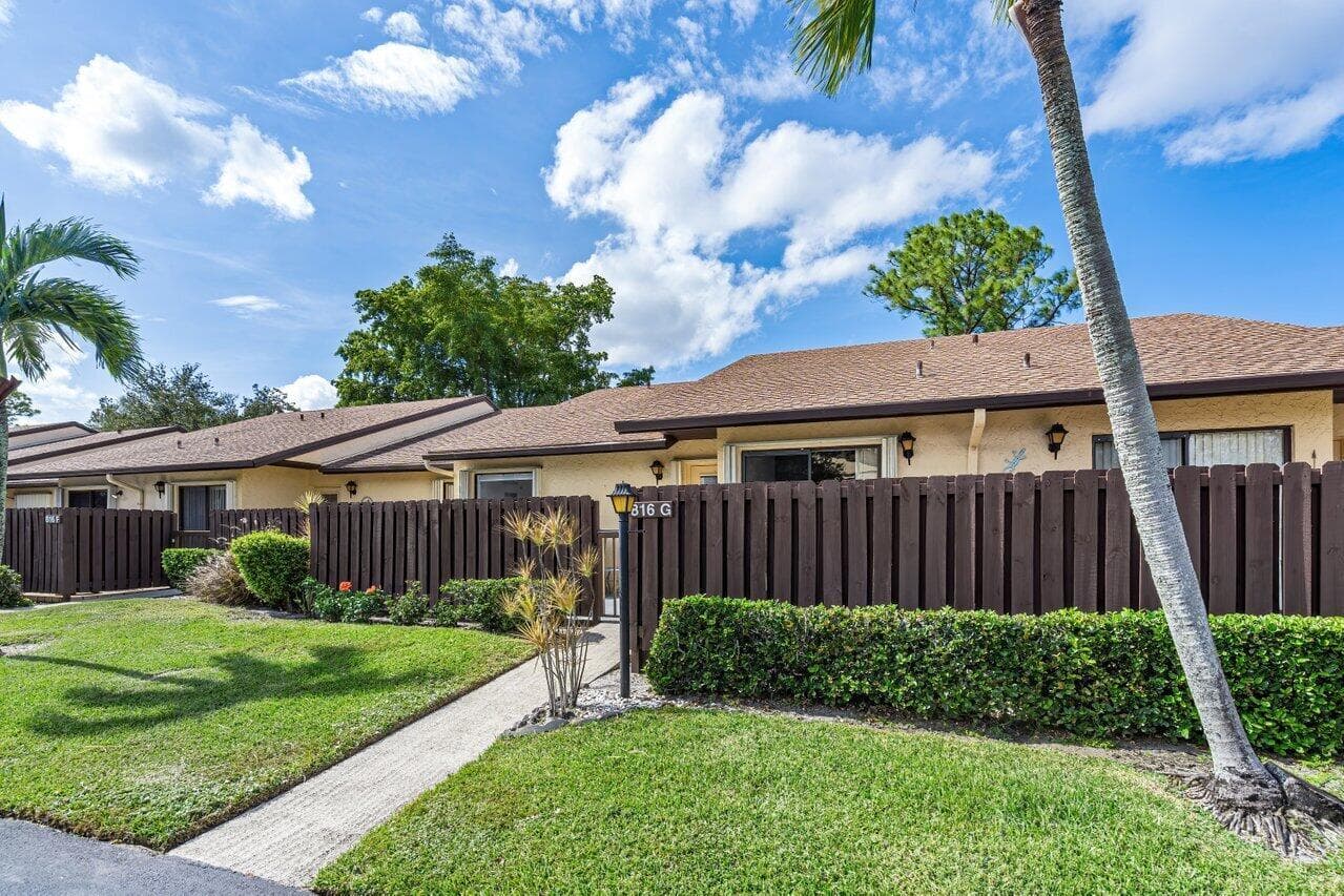816 Sky Pine Way # G, FL 33415 photo 3