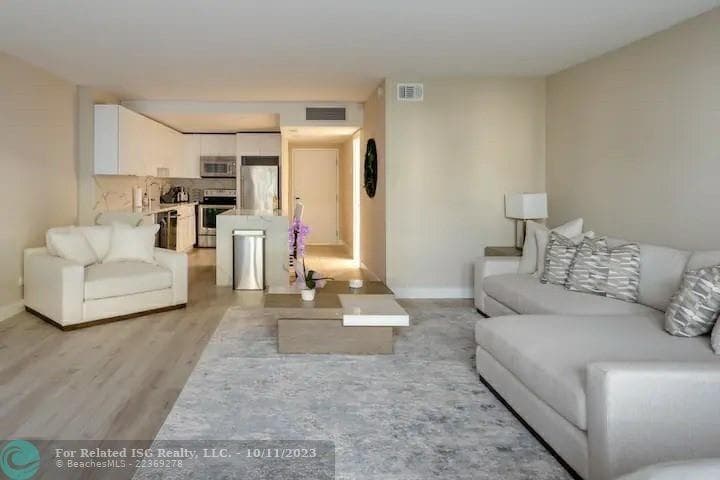 2301 Collins Avenue # 327, Miami Beach FL 33139 photo 2