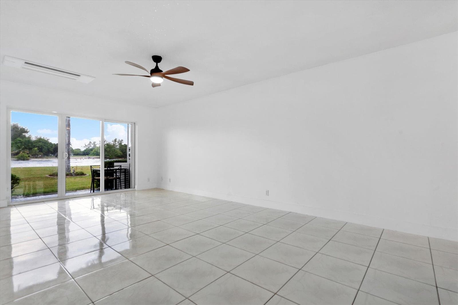 1001 N Riverside Drive # 104, Pompano Beach FL 33062 photo 3