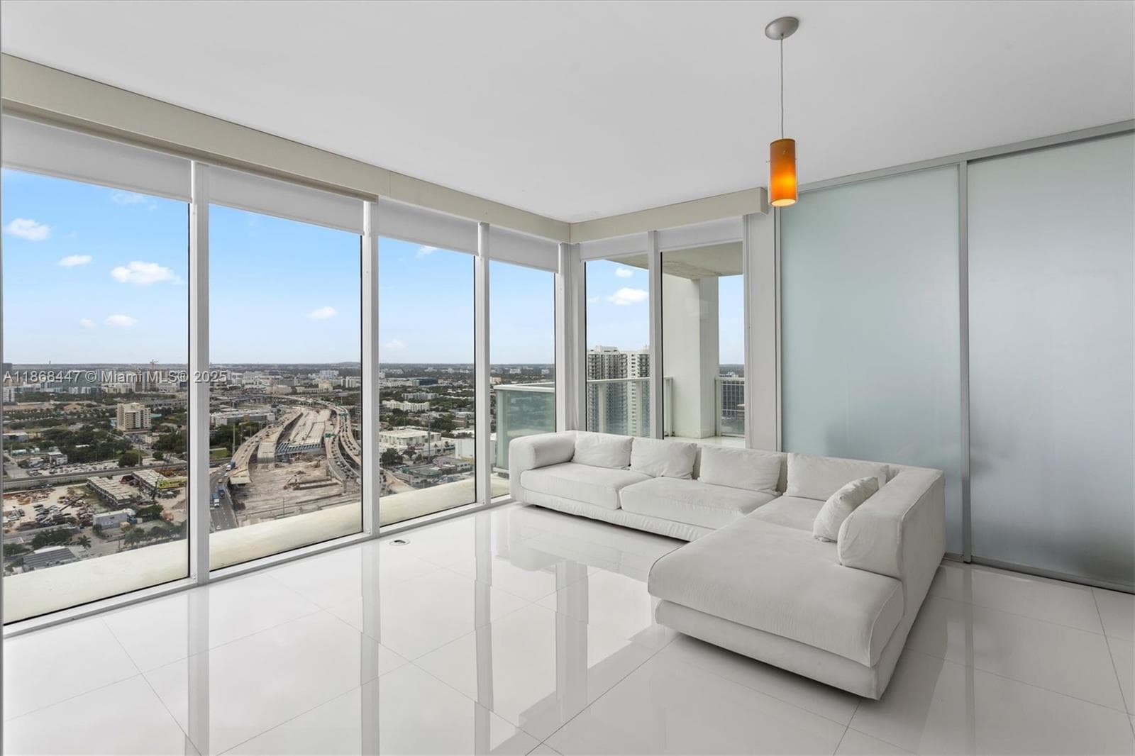 1040 Biscayne Blvd # 3106, Miami FL 33132 photo 3