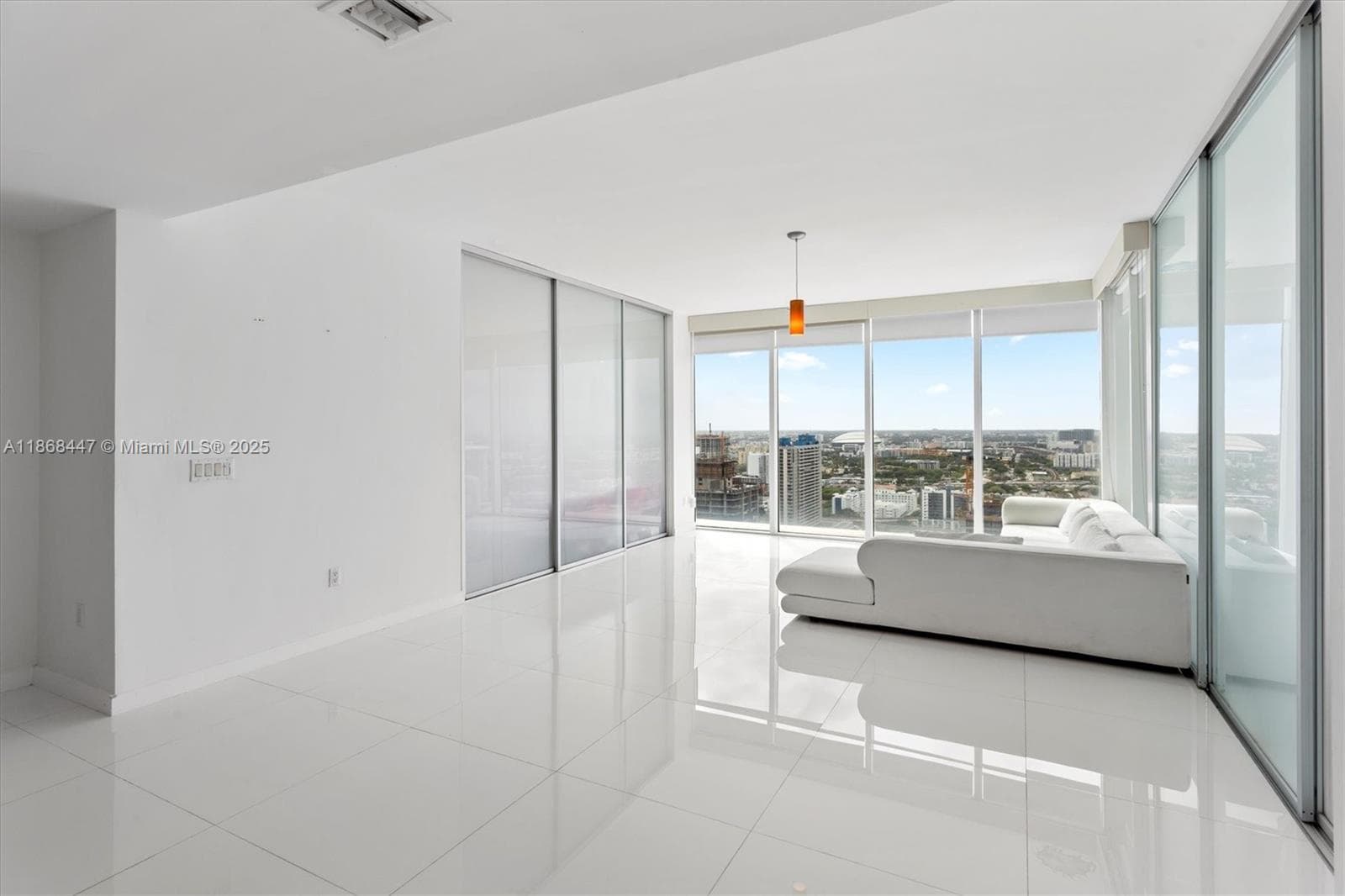 1040 Biscayne Blvd # 3106, Miami FL 33132 photo 5