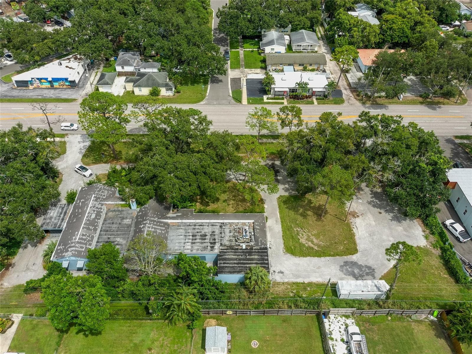 4100 N 16th Street, FL 33703 photo 3