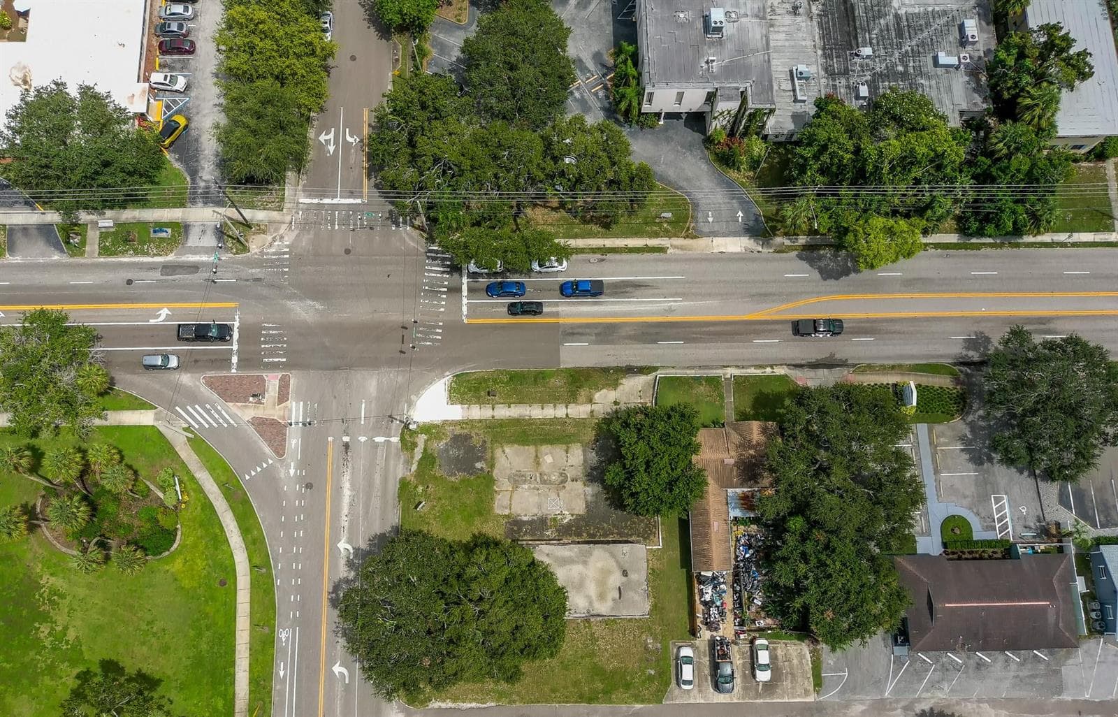 N 17th Street, FL 33713 photo 3