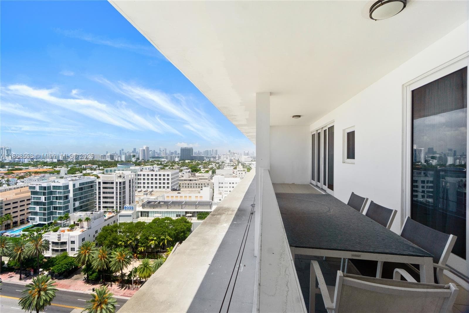 100 Lincoln Rd, Miami Beach FL 33139 photo 2