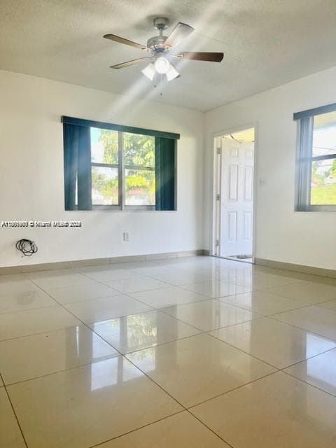 310 SW 10th Ter, Hallandale Beach FL 33009 photo 5