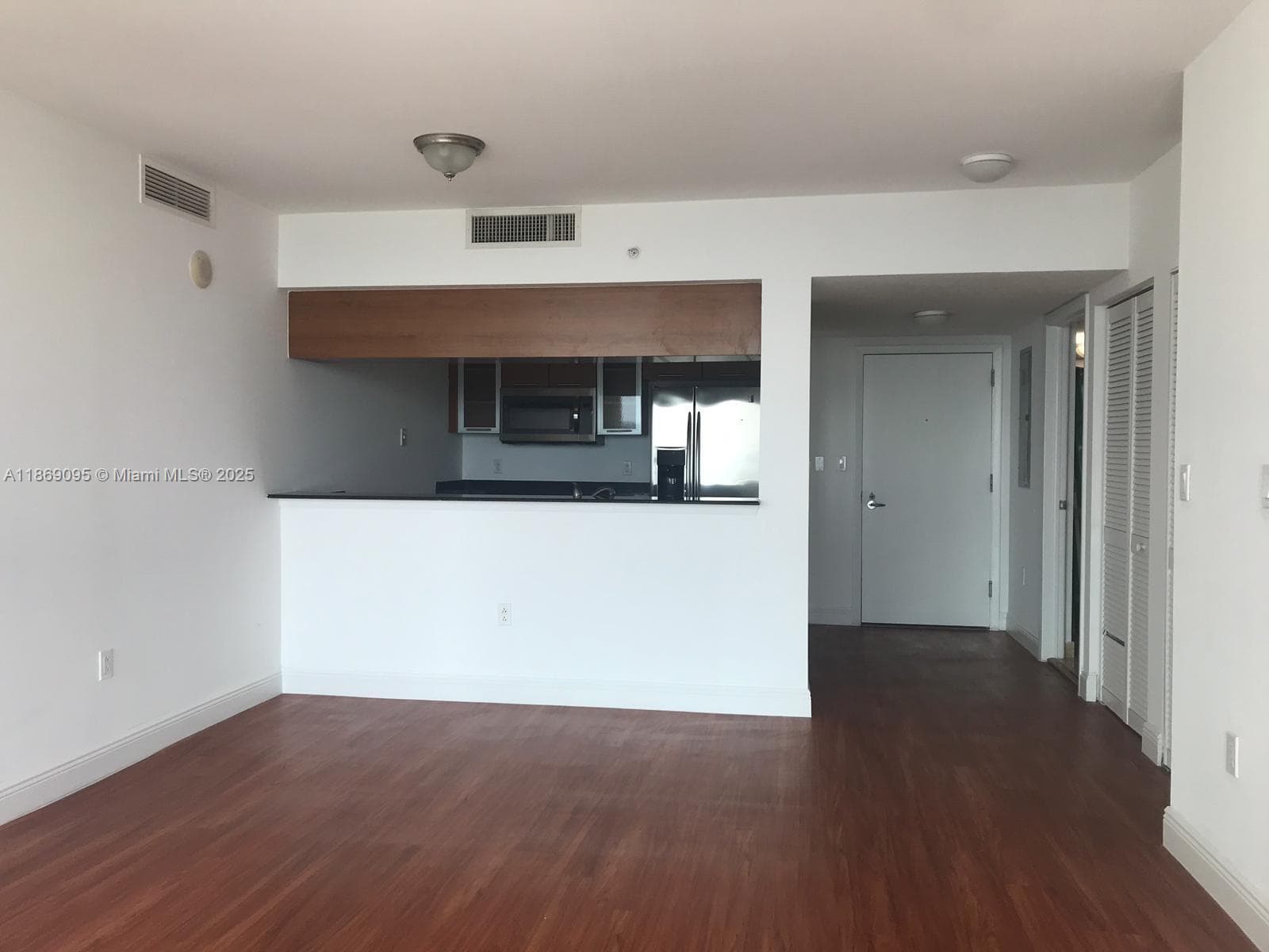 1800 N Bayshore Dr # 3910, Miami FL 33132 photo 3