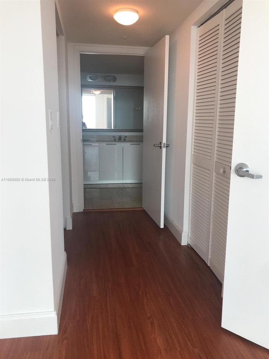 1800 N Bayshore Dr # 3910, Miami FL 33132 photo 5