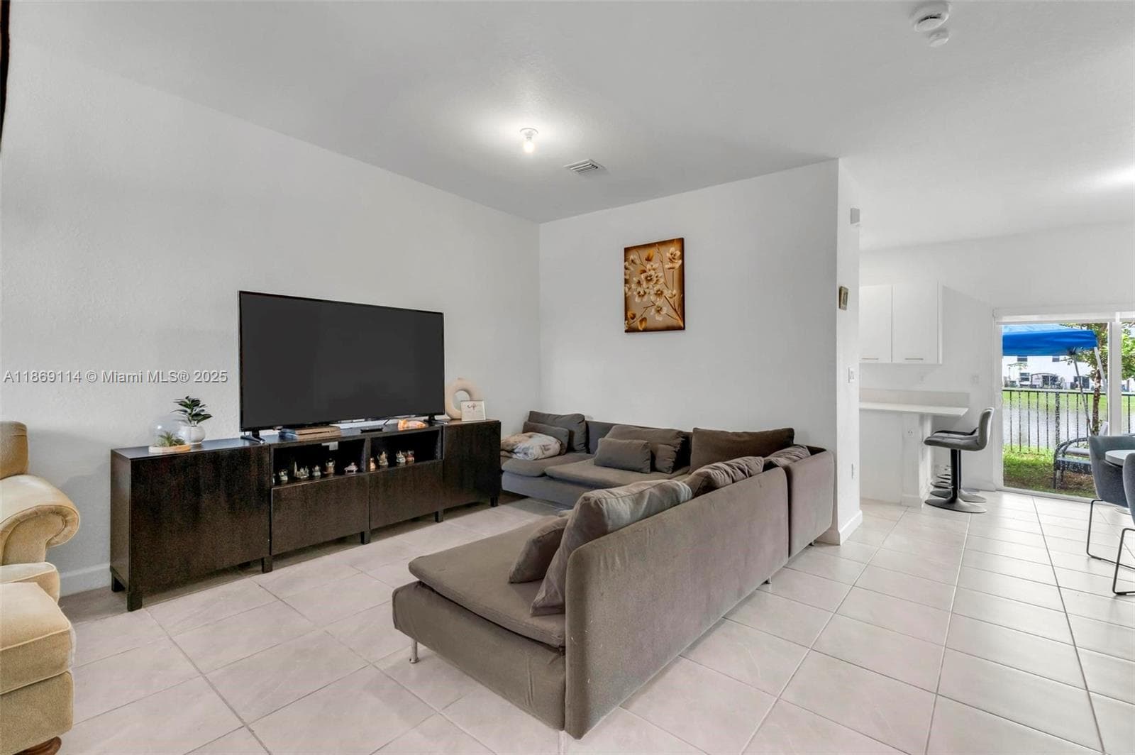 12774 NW 22nd Pl, Miami FL 33167 photo 3