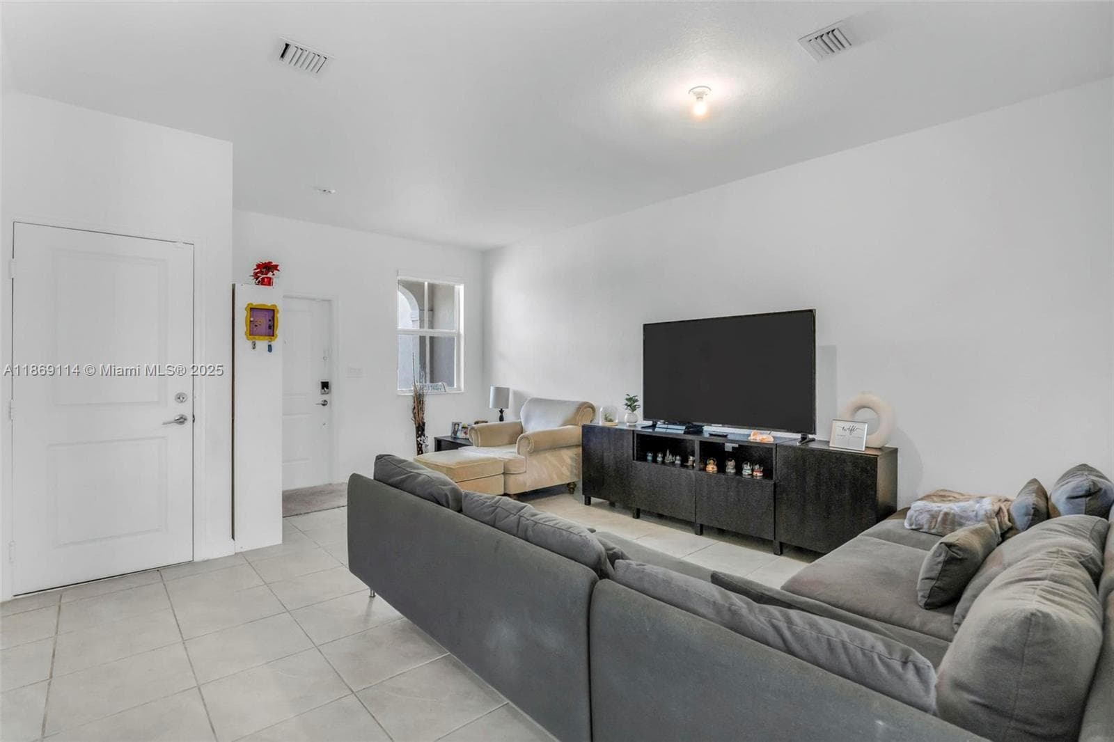 12774 NW 22nd Pl, Miami FL 33167 photo 4