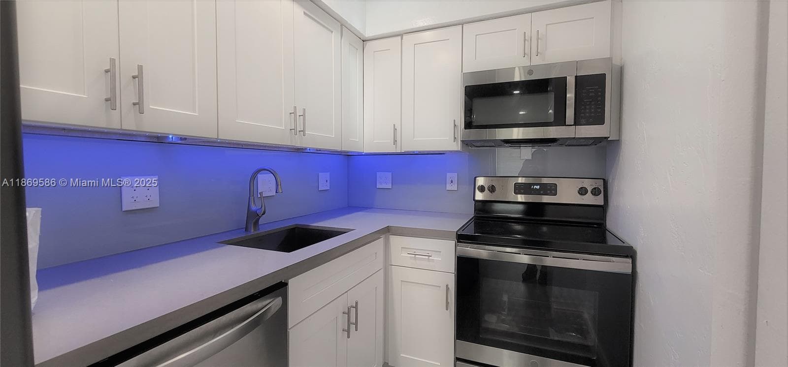 2901 Polk St # 5, Hollywood FL 33020 photo 2