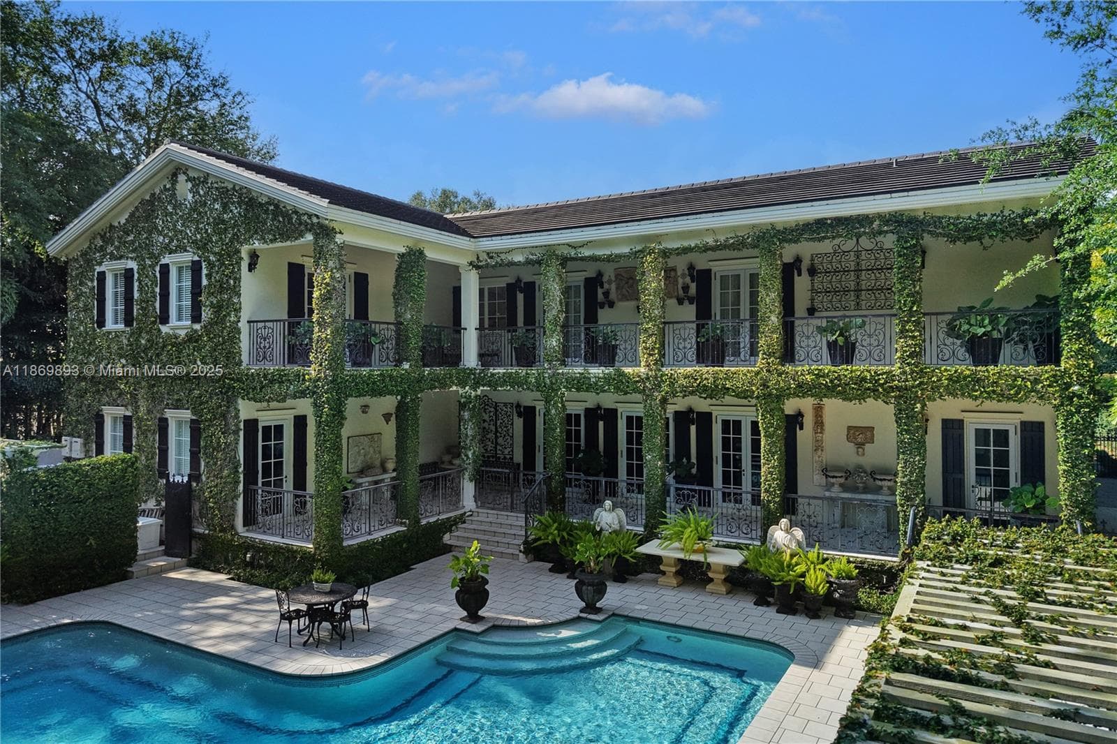 612 Sunset Dr, Coral Gables FL 33143 photo 5