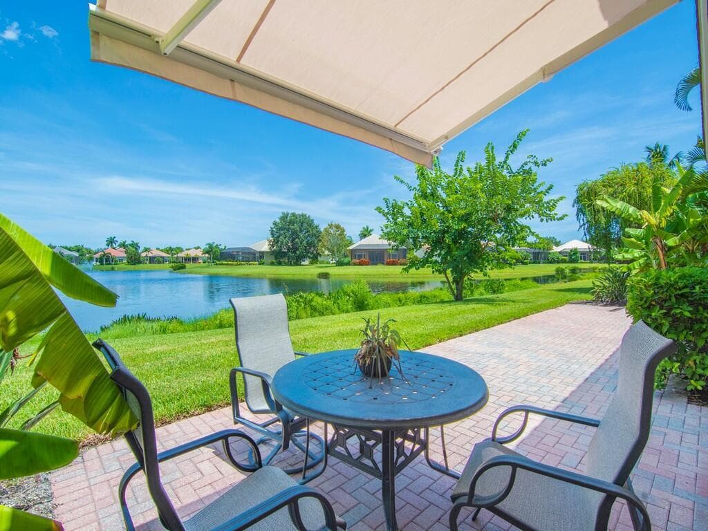 1208 Riverwind Circle, Vero Beach FL 32967 photo 3