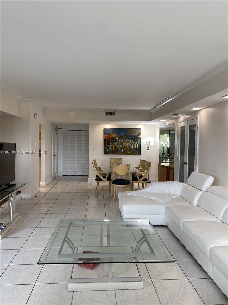 10185 Collins Ave # 319, Bal Harbour FL 33154 photo 5