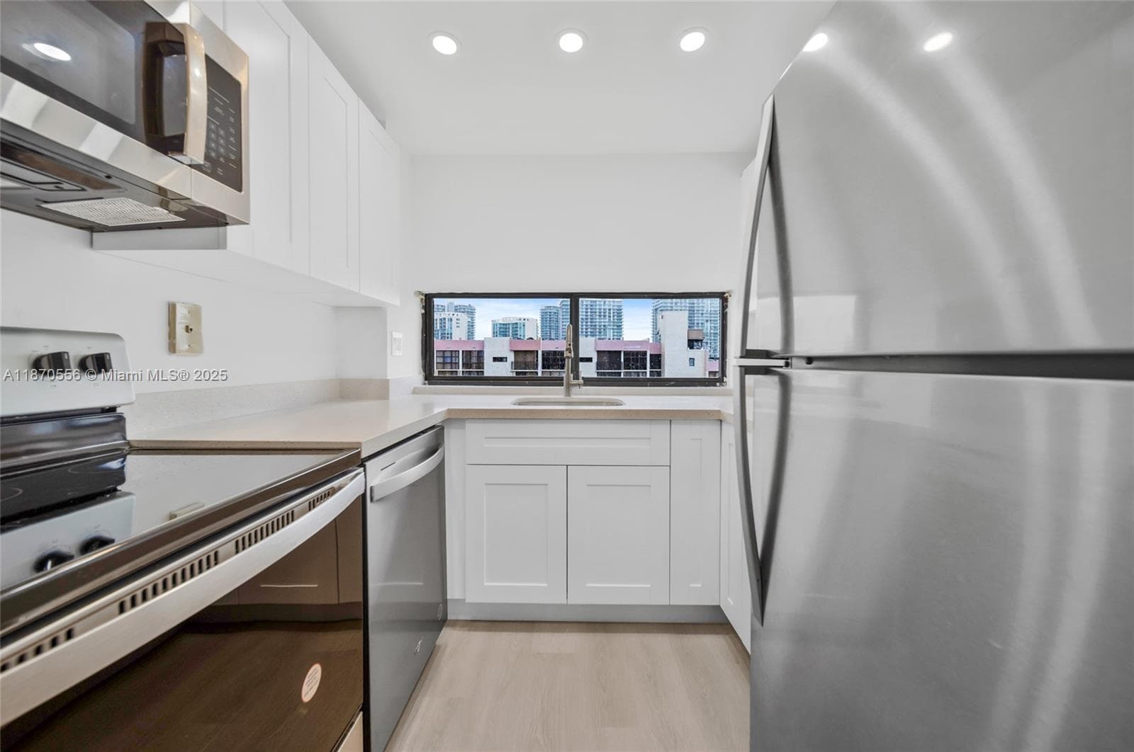 17021 N Bay Rd # 1025, Sunny Isles Beach FL 33160 photo 5